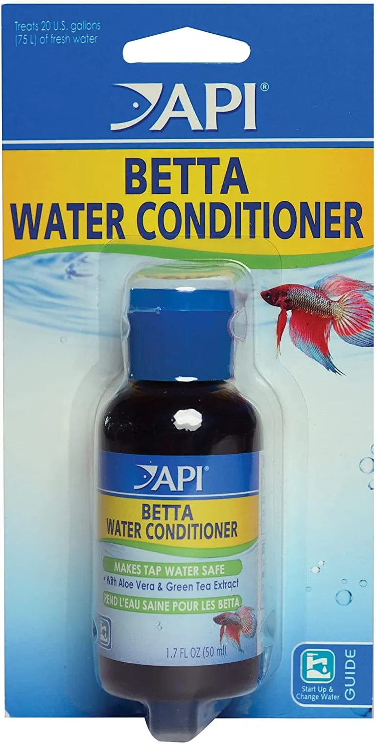 API Betta Water Conditioner Makes Tap Water Safe Photo 1