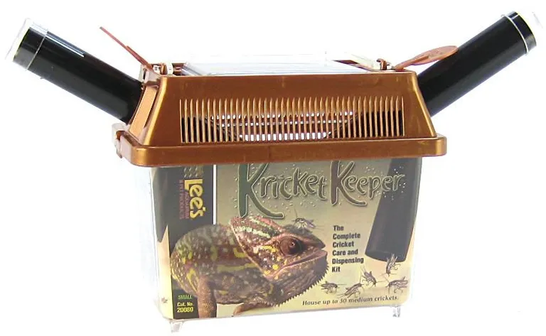 Lees Kricket Keeper Complete Cricket Care and Dispensing Kit for Reptiles Photo 1