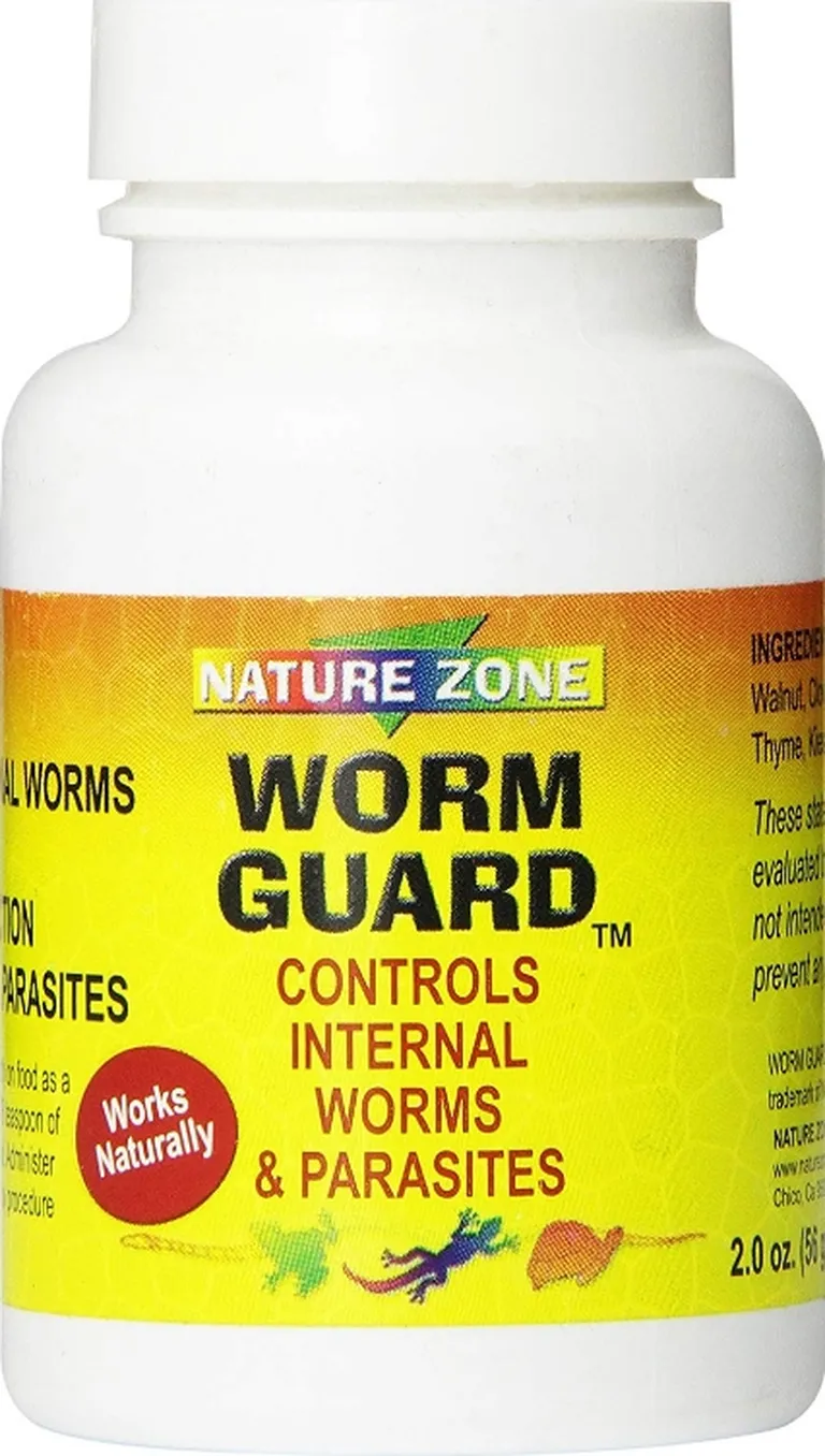 Nature Zone Worm Guard Controls Internal Worms and Parasites for Amphibians, Reptiles, and Turtles Photo 1