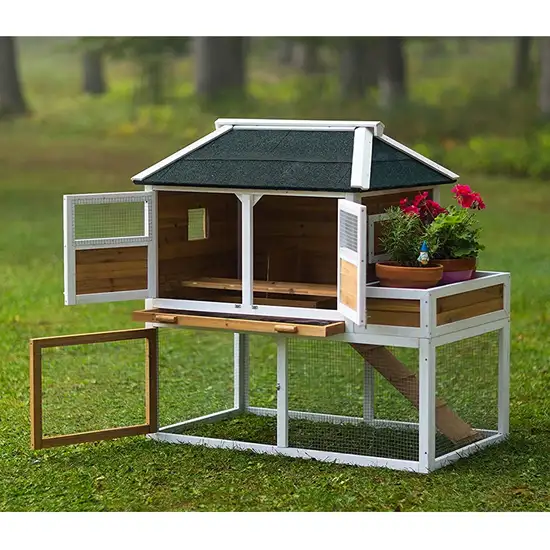 Prevue Pet Products 4701 Chicken Coop with Herb Planter Photo 3