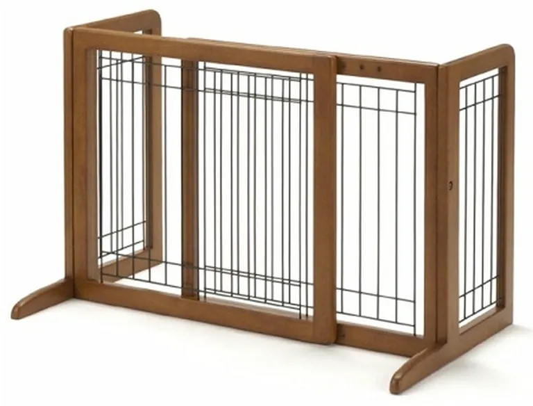 Small Bay Isle Freestanding Pet Gate Photo 1
